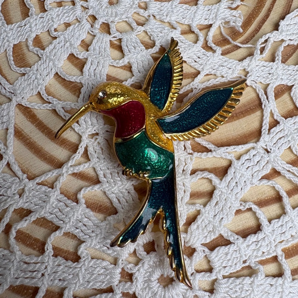 Vintage Unsigned Gold Tone Colorful Enamel Hummingbird Brooch Rhinestone